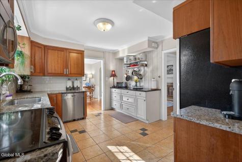 9 Luzerne Place Queensbury NY 12804