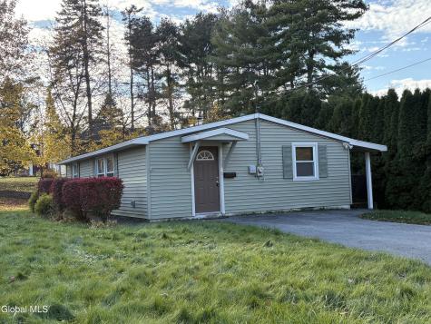 13 Harvard Avenue Amsterdam NY 12010