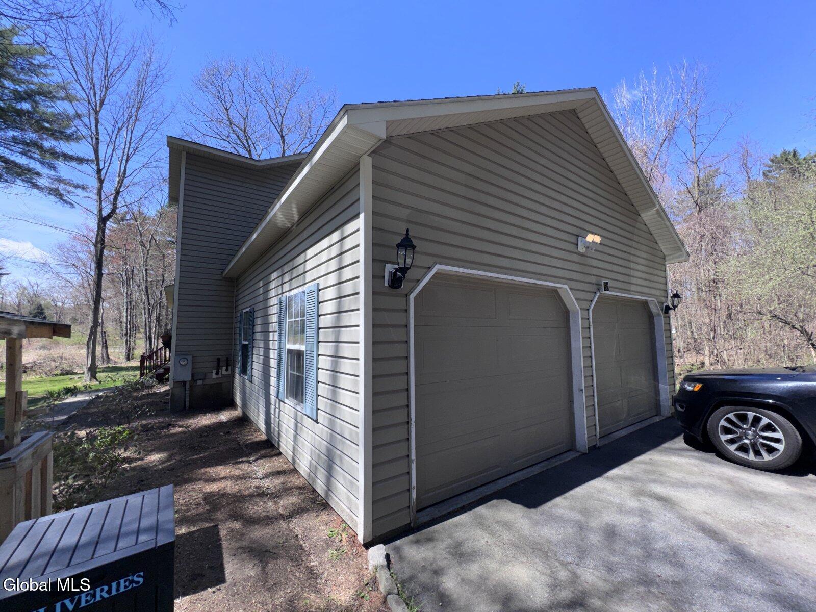 257 Burgoyne Road Saratoga NY 12871