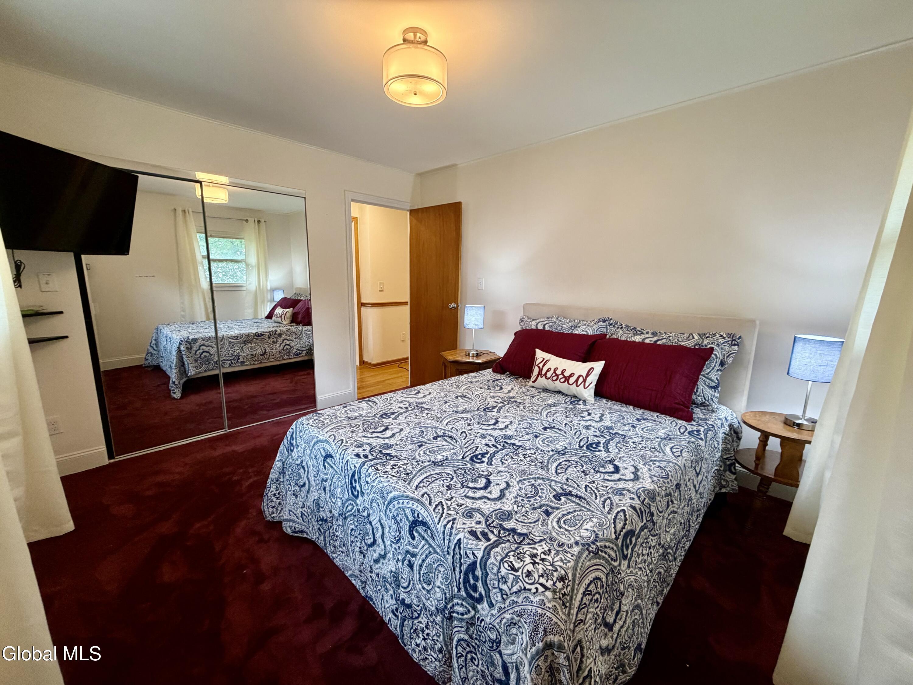 9 Hathorn Boulevard Saratoga Springs NY 12866