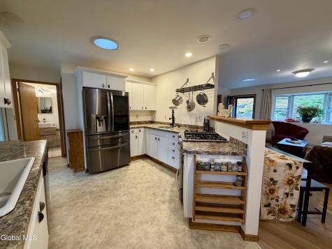 9 Hathorn Boulevard Saratoga Springs NY 12866