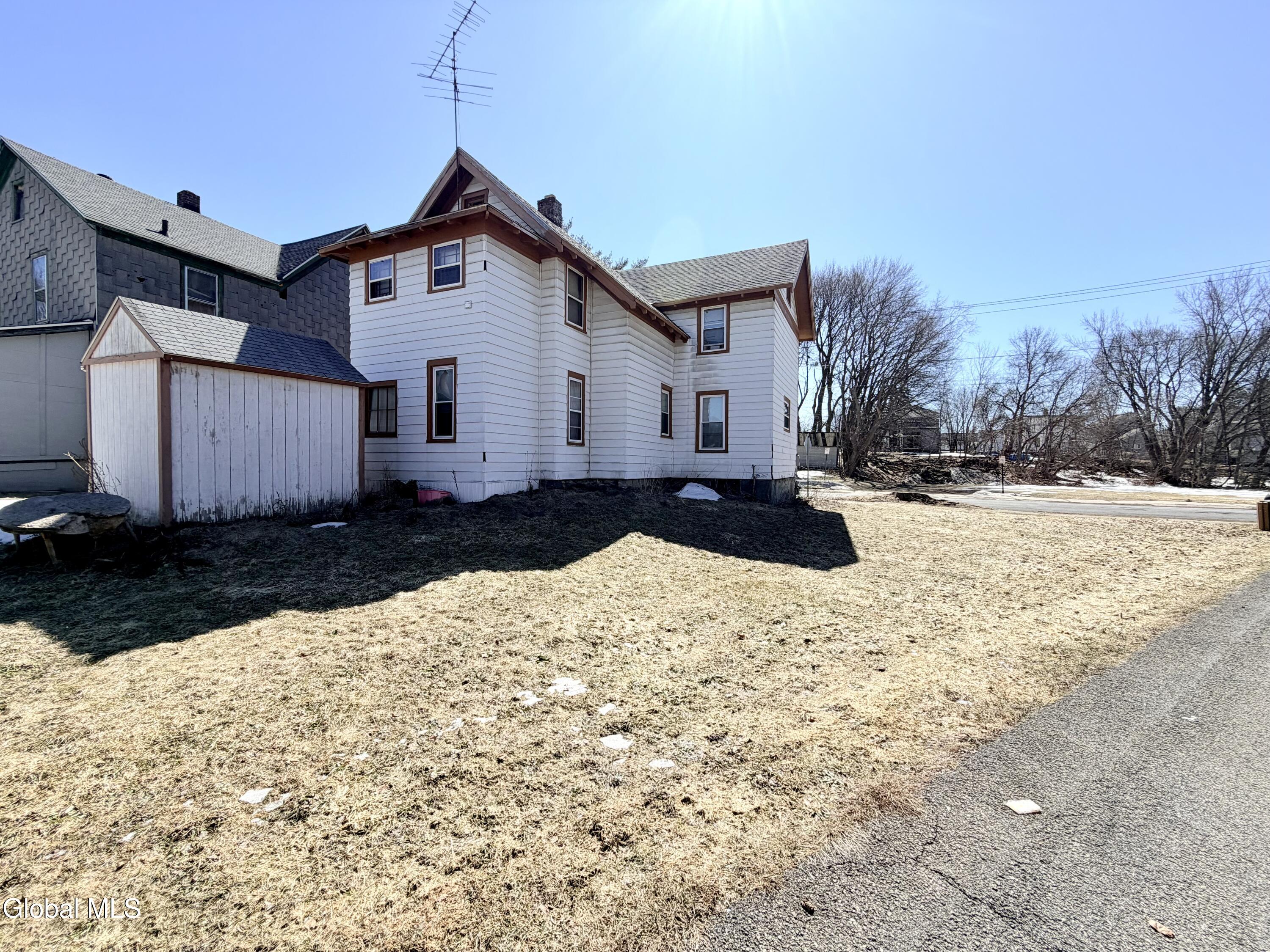 66 Lincoln Street Gloversville NY 12078