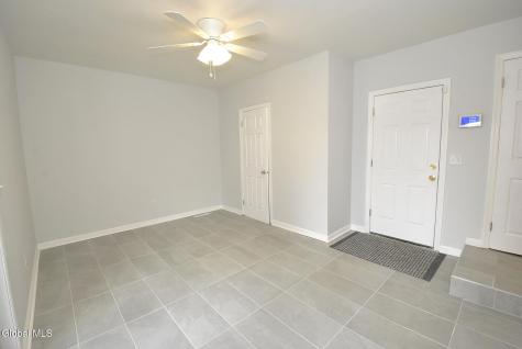 27 Donna Drive Albany NY 12205