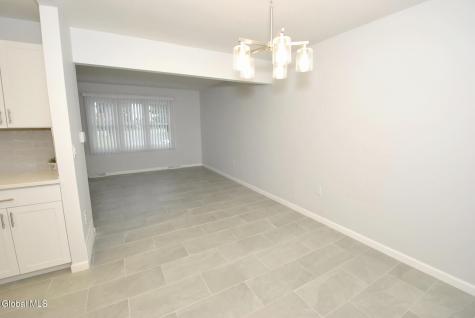 27 Donna Drive Albany NY 12205