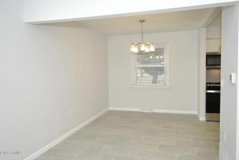 27 Donna Drive Albany NY 12205