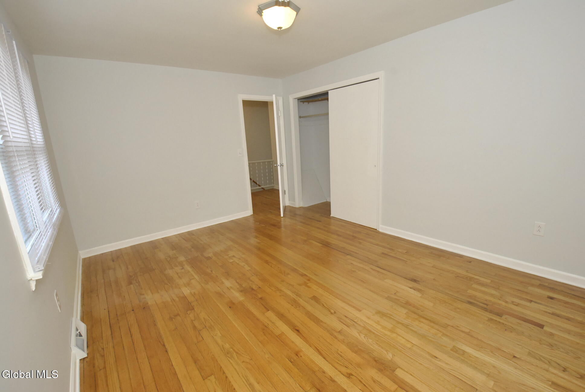 27 Donna Drive Albany NY 12205