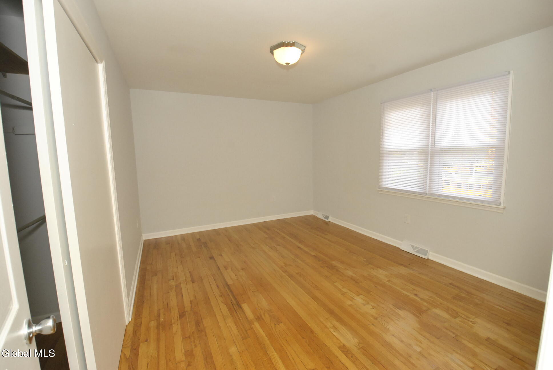 27 Donna Drive Albany NY 12205