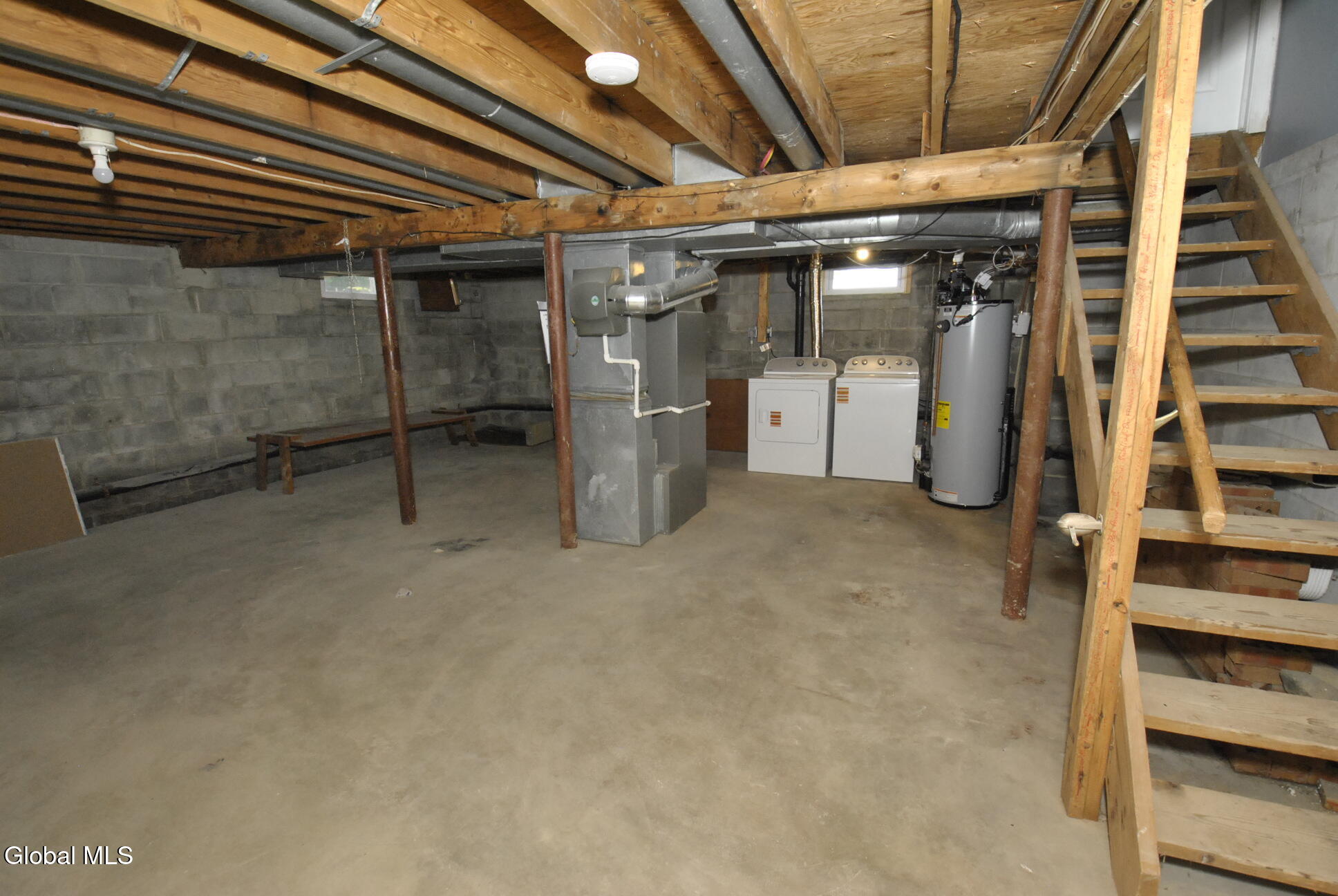 27 Donna Drive Albany NY 12205