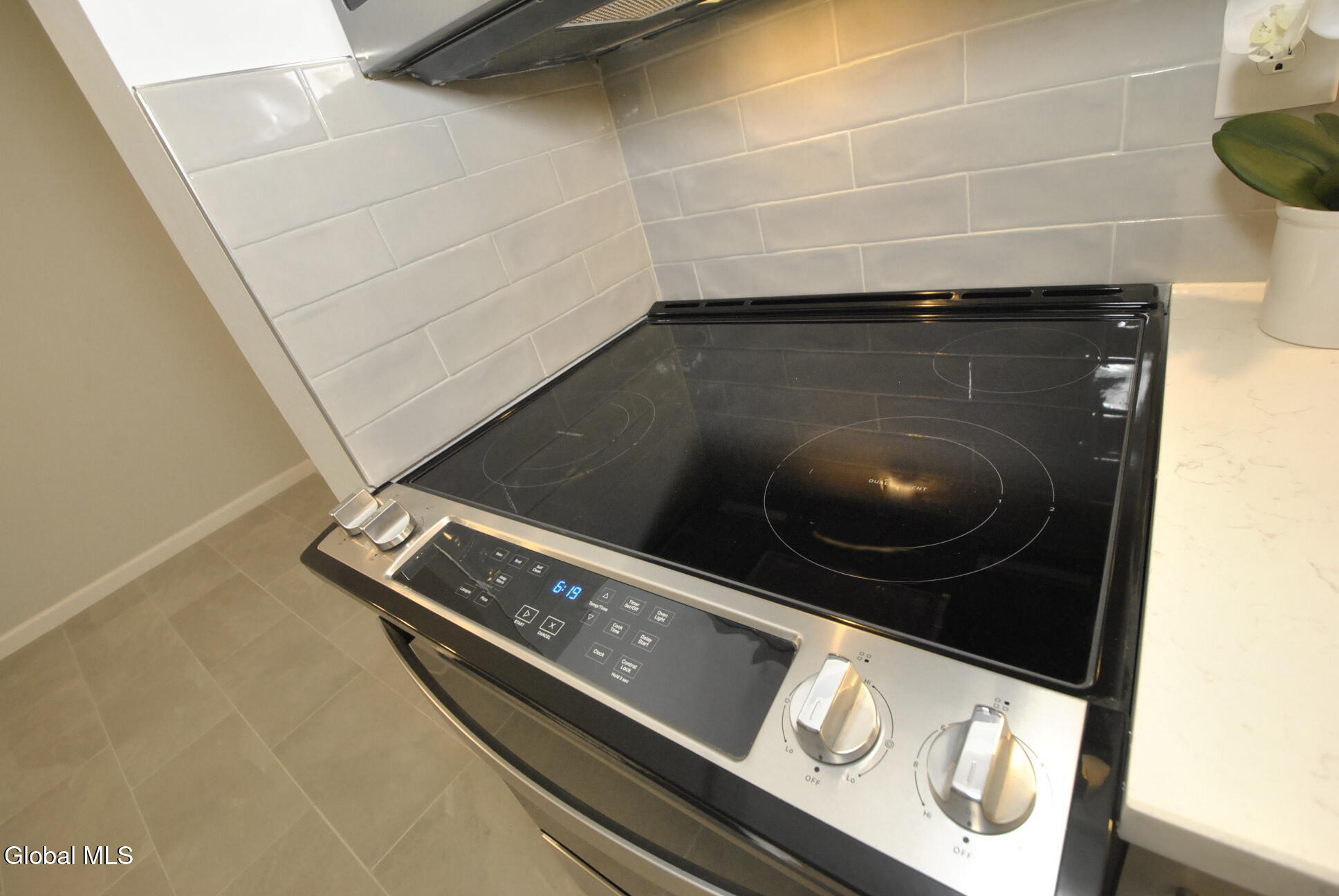 27 Donna Drive Albany NY 12205