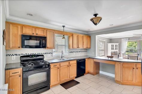 24 Bruen Court East Greenbush NY 12144
