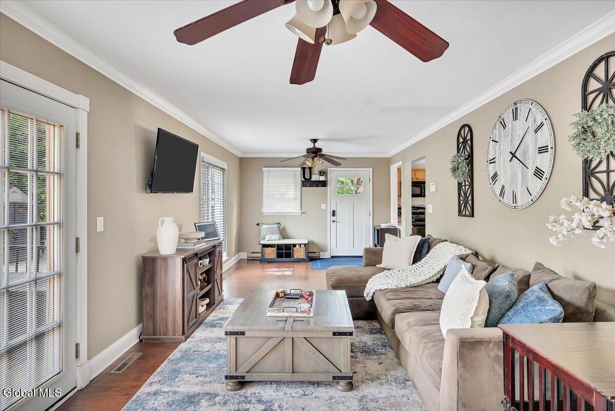 24 Bruen Court East Greenbush NY 12144