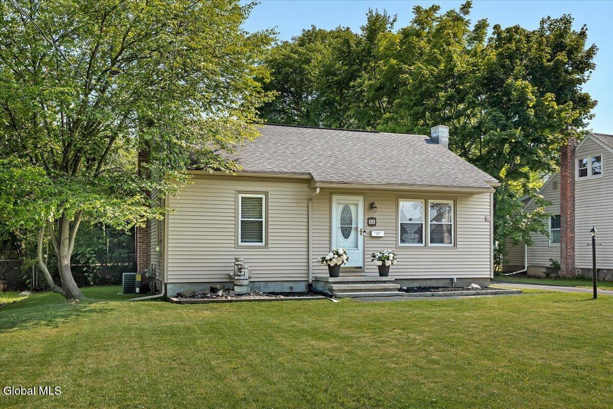 24 Bruen Court East Greenbush NY 12144