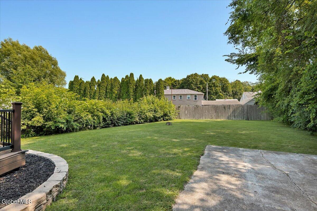 24 Bruen Court East Greenbush NY 12144