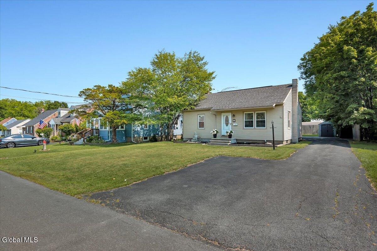 24 Bruen Court East Greenbush NY 12144