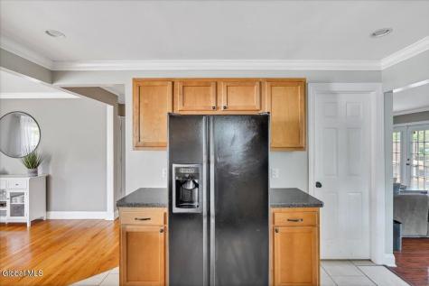 24 Bruen Court East Greenbush NY 12144