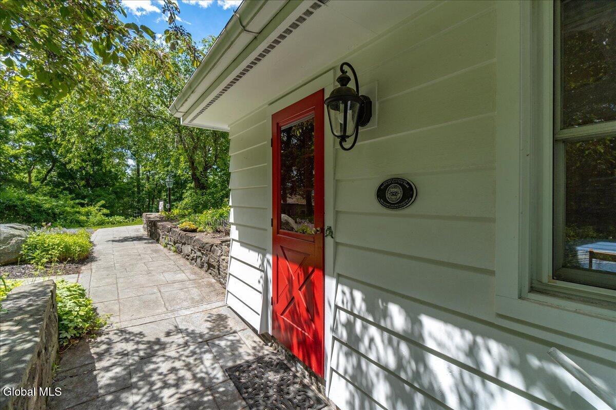 159 Eastside Drive Ballston Lake NY 12019