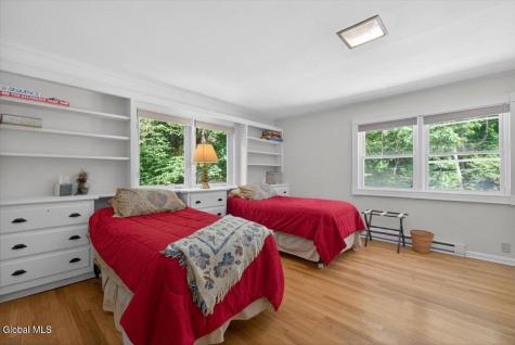 159 Eastside Drive Ballston Lake NY 12019
