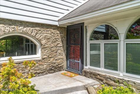 159 Eastside Drive Ballston Lake NY 12019