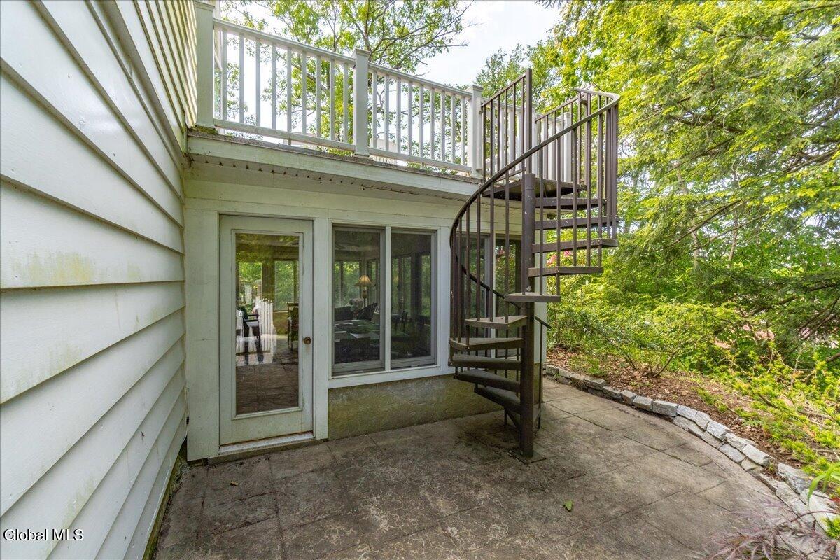 159 Eastside Drive Ballston Lake NY 12019