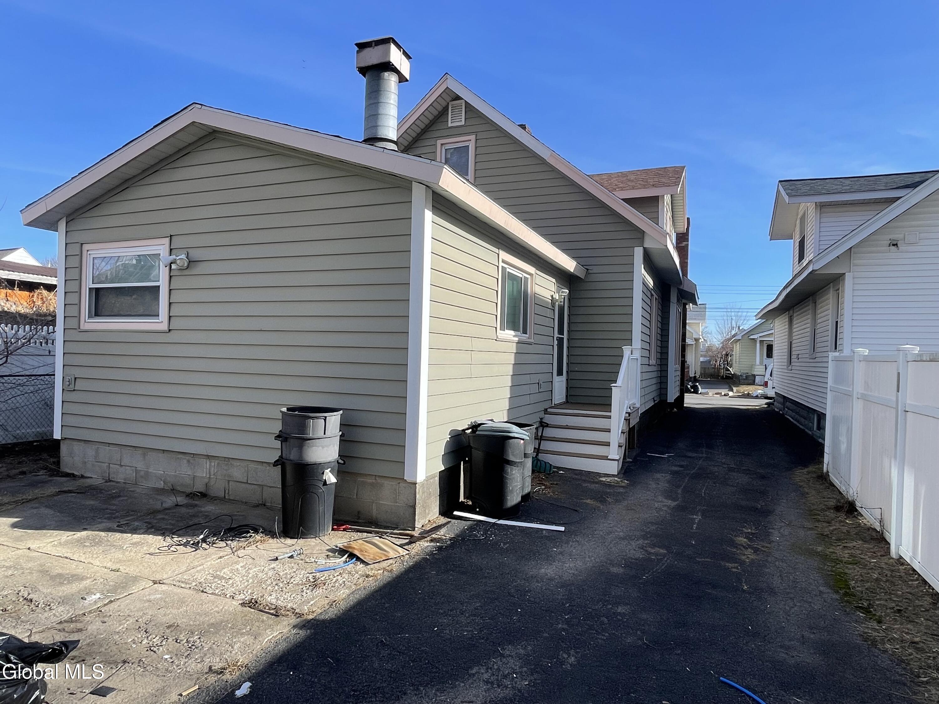 1328 Dewitt Street Schenectady NY 12303