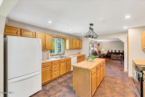 525 Crook's Grove Road Ballston Spa NY 12020