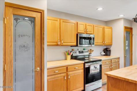 525 Crook's Grove Road Ballston Spa NY 12020