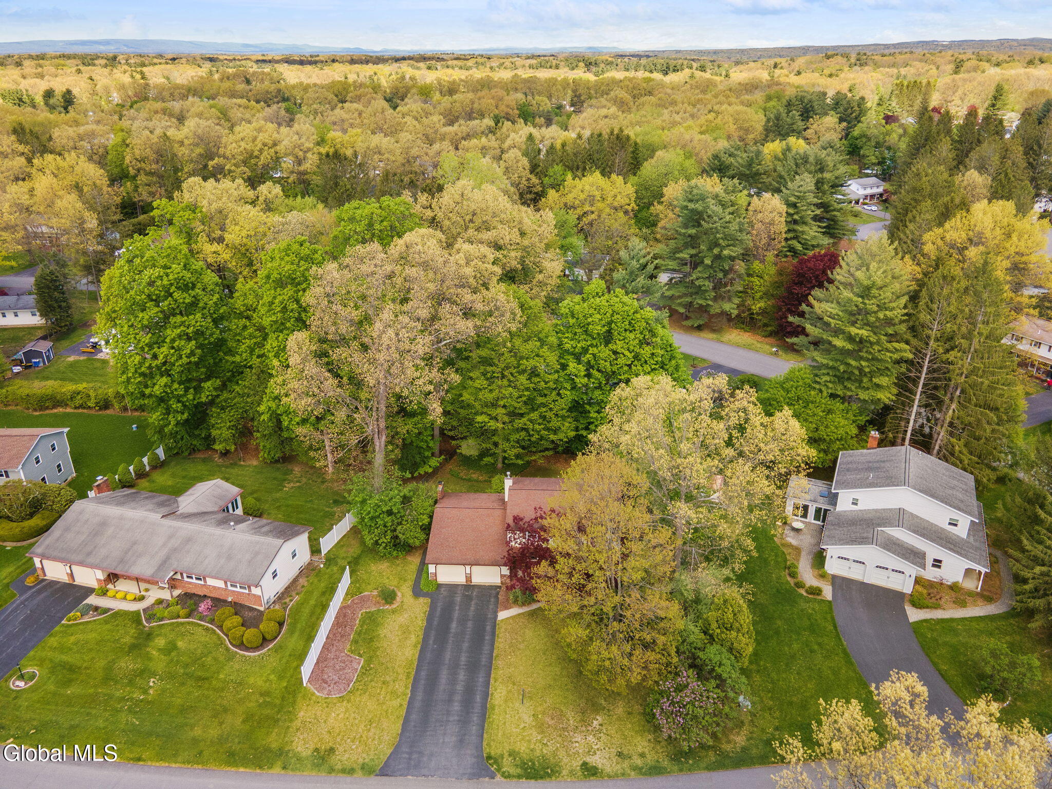 13 Pinehurst Drive Clifton Park NY 12065