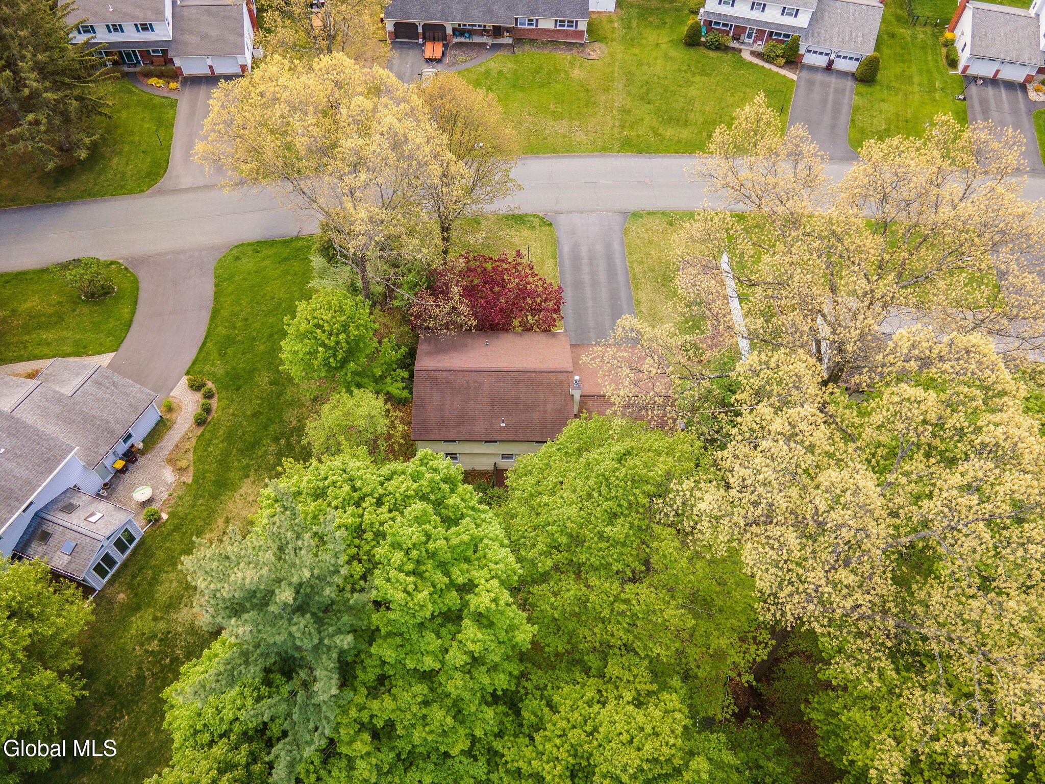13 Pinehurst Drive Clifton Park NY 12065