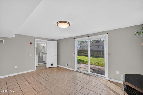 1816 Providence Avenue Niskayuna NY 12309