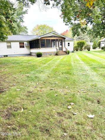 10 Pheasant Walk Queensbury NY 12804