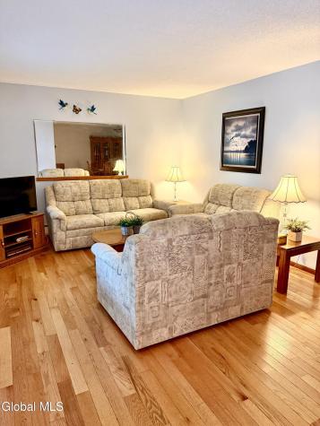 10 Pheasant Walk Queensbury NY 12804