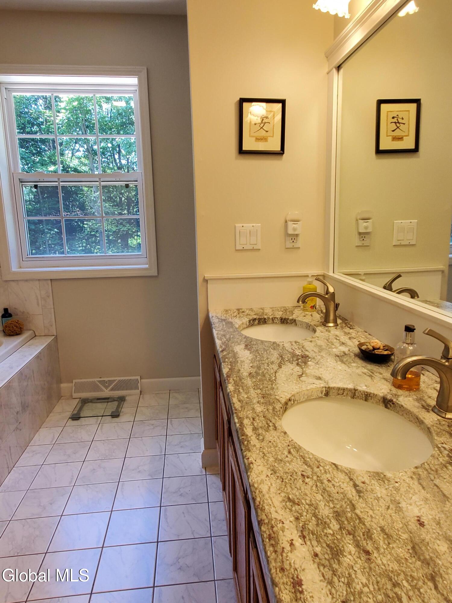 26 Gates Avenue N. Gansevoort NY 12831