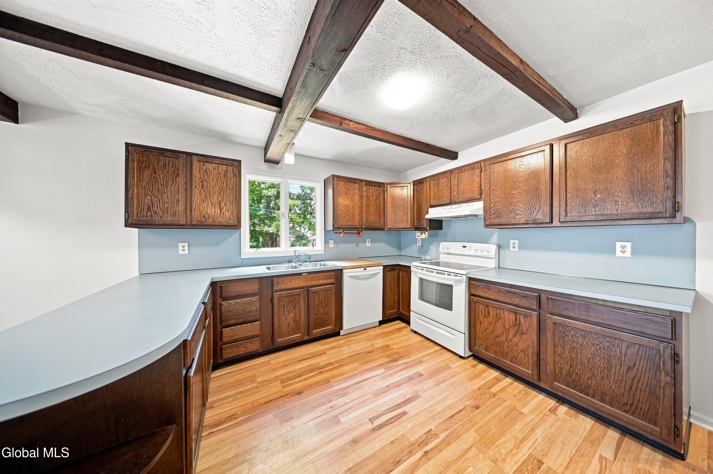 4 Laurel Drive Loudonville NY 12211
