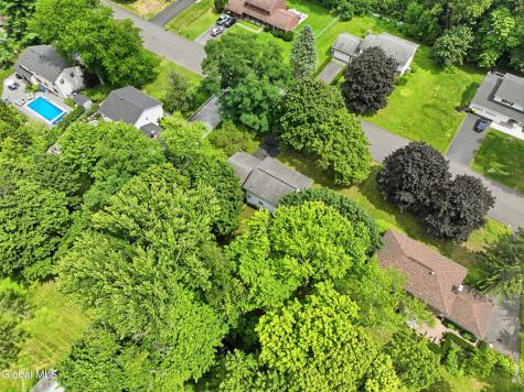 4 Laurel Drive Loudonville NY 12211