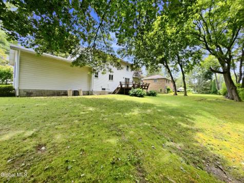 4 Laurel Drive Loudonville NY 12211