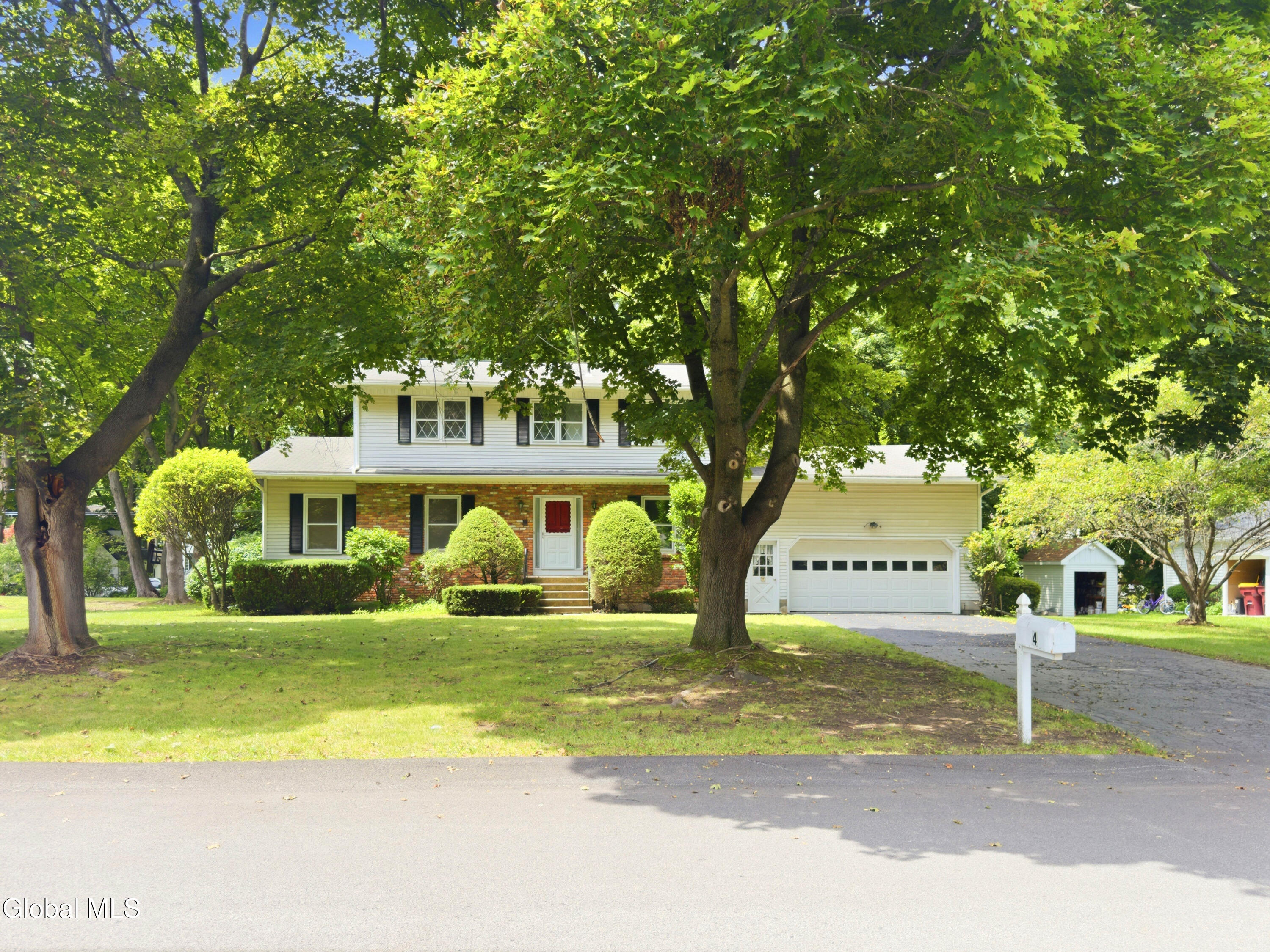 4 Laurel Drive Loudonville NY 12211