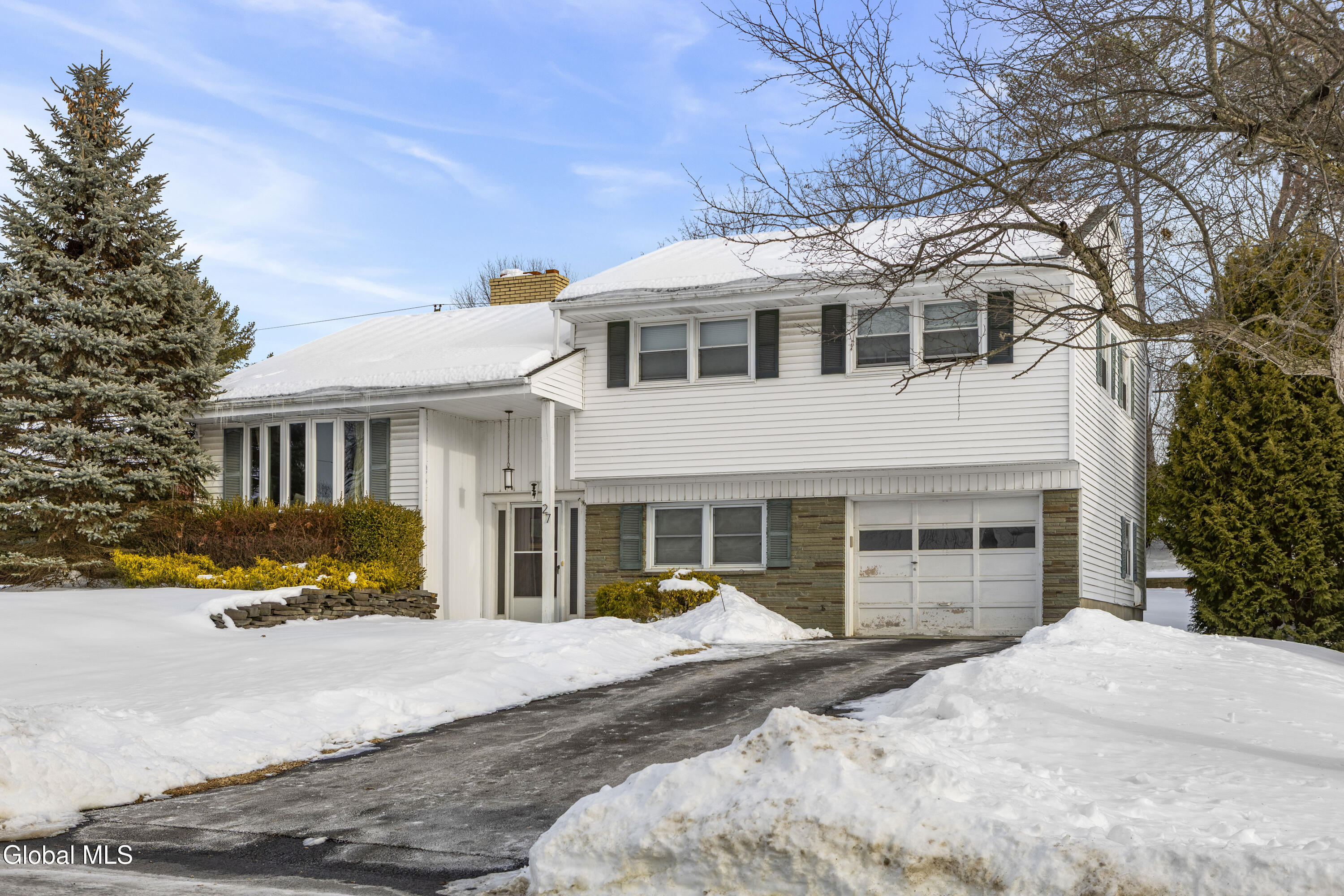 27 Davis Avenue Albany NY 12203