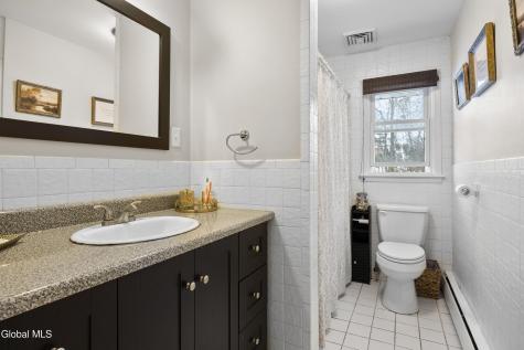27 Davis Avenue Albany NY 12203
