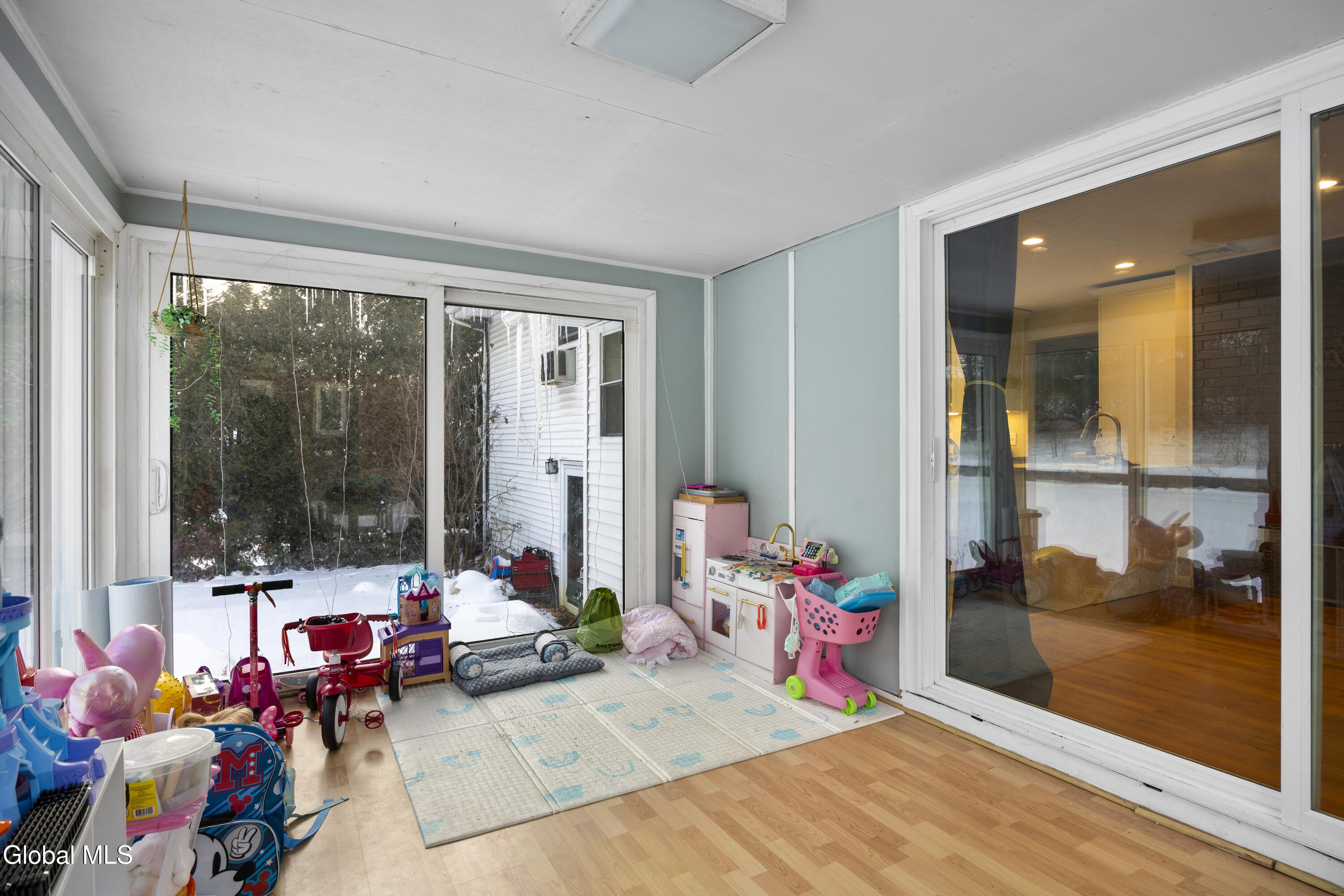 27 Davis Avenue Albany NY 12203