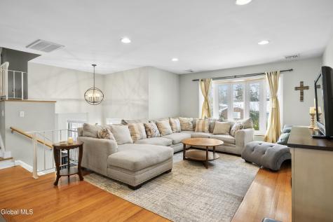 27 Davis Avenue Albany NY 12203