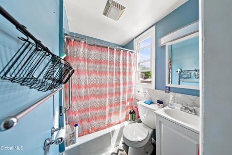 454 5th Avenue Troy NY 12182