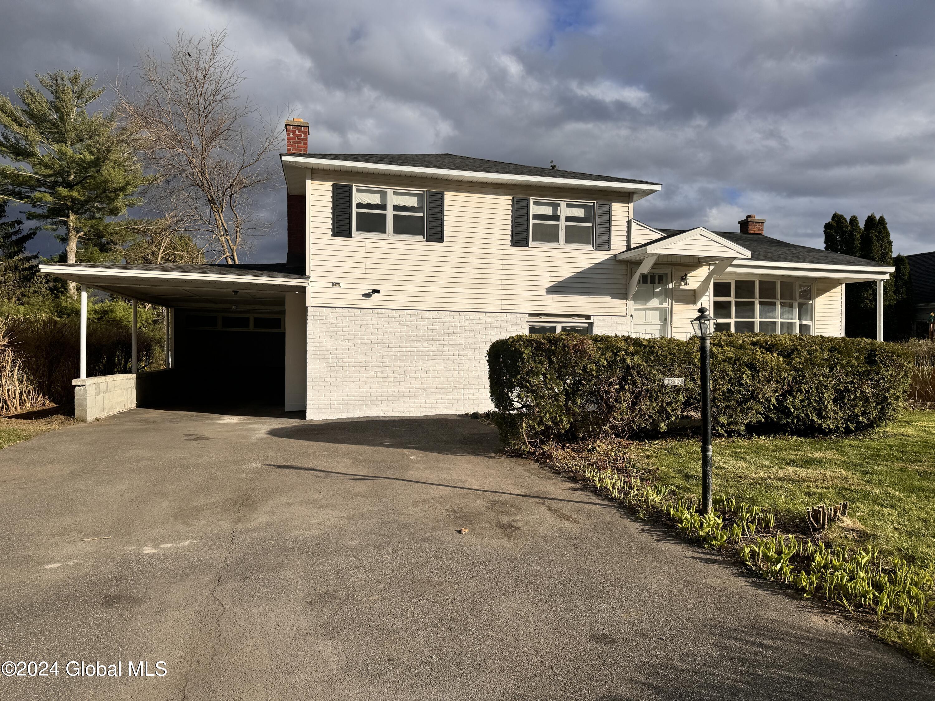 1642 Providence Avenue Schenectady NY 12309