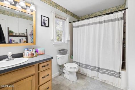 49 Nicole Drive Queensbury NY 12804