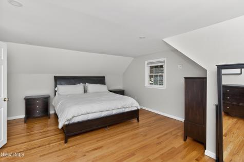 6483 Vosburgh Road Altamont NY 12009