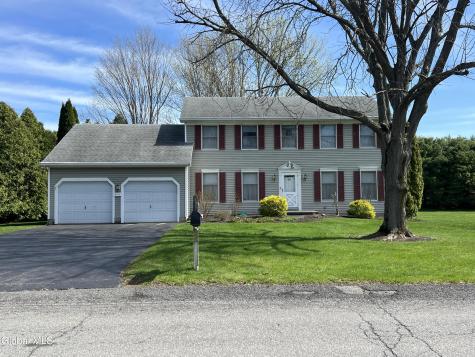 4111 Stonefield Way Schenectady NY 12306