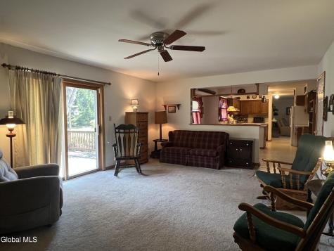 4111 Stonefield Way Schenectady NY 12306