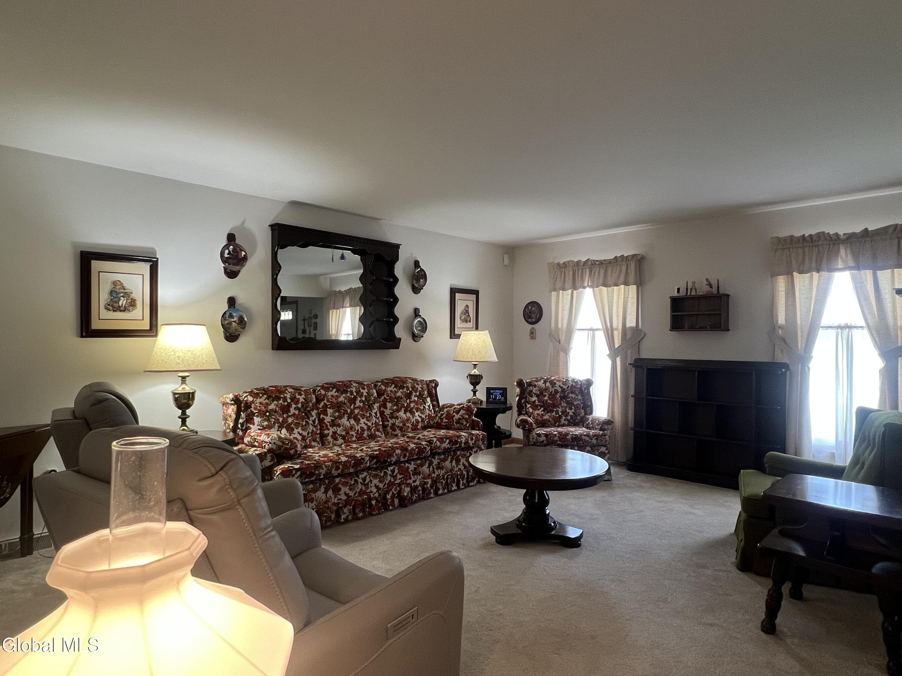 4111 Stonefield Way Schenectady NY 12306