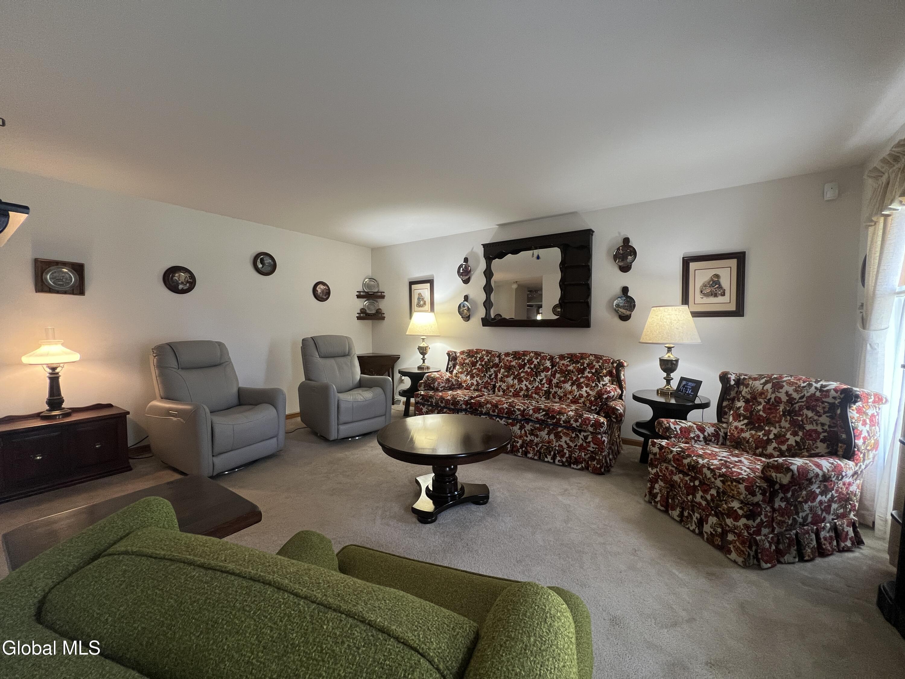 4111 Stonefield Way Schenectady NY 12306