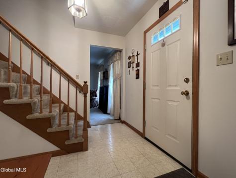 4111 Stonefield Way Schenectady NY 12306