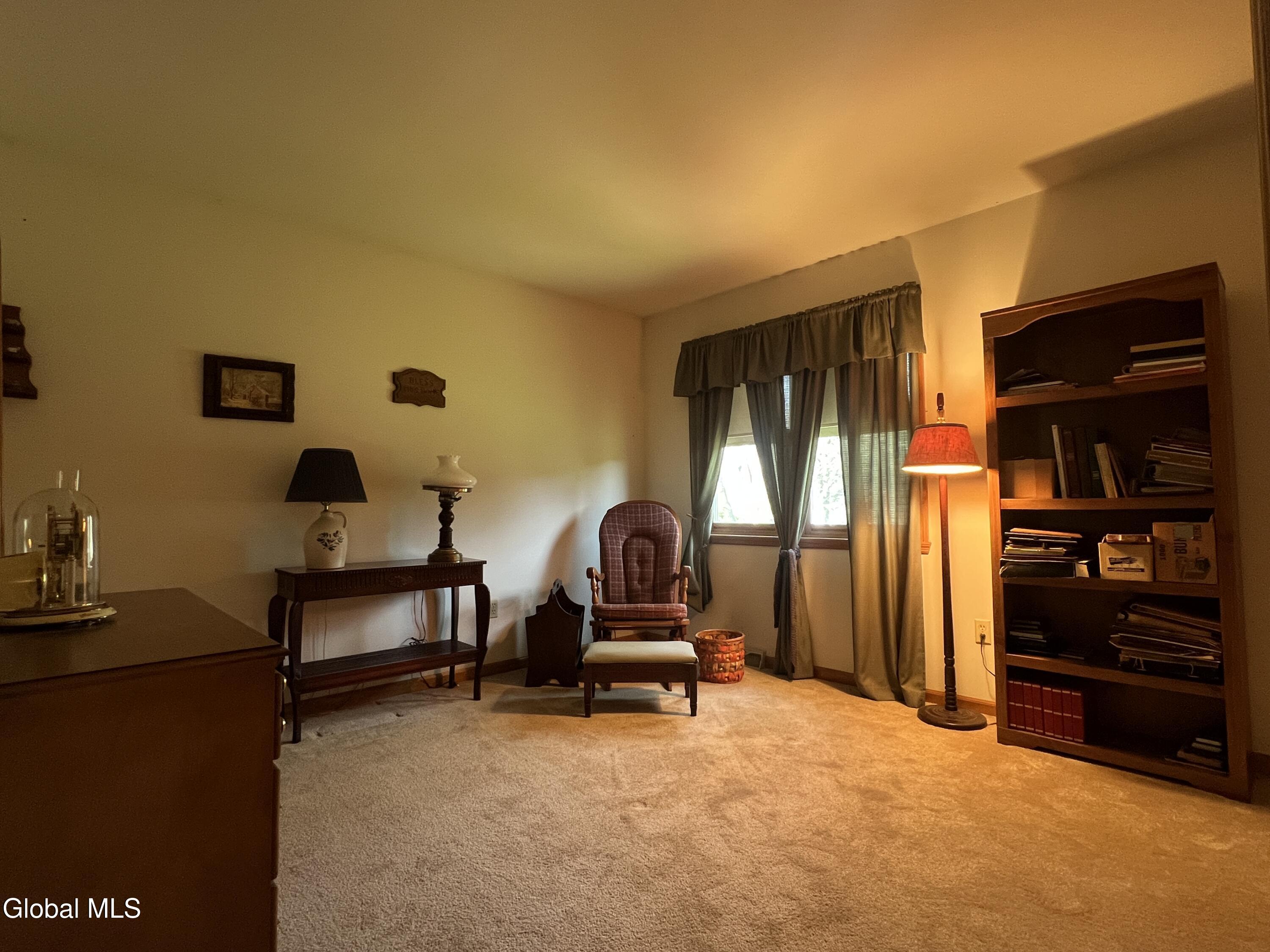 4111 Stonefield Way Schenectady NY 12306